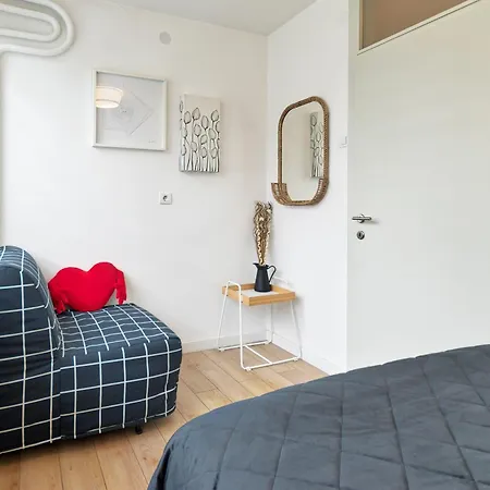 Apartment Oasis