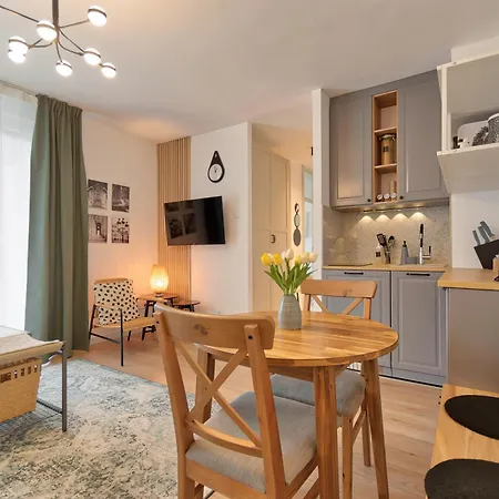 Apartment Oasis *
